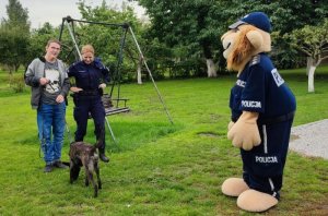 komisarz lew i policjant na urodzinach