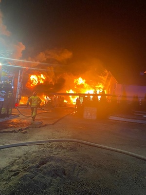 Pożar hali w powiecie średzkim