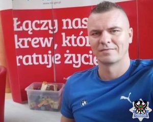 policjant honorowy dawca krwi