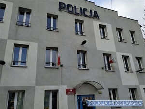 budynek komisariatu policji