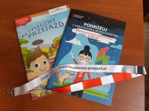 broszury i malowanki dla dzieci i bezpieczeństwie na przejazdach kolejowych
