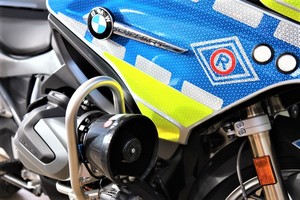 Sygnały dźwiękowe policyjnego motocykla