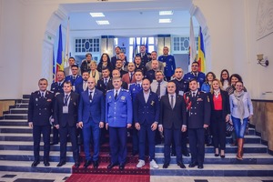 Zdjęcie pamiątkowe uczestników konferencji