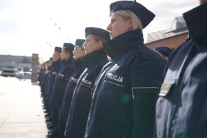 ślubowanie nowoprzyjętych policjantów