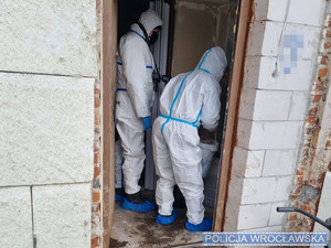 zlikwidowane labolatorium i zabezpieczone przedmioty