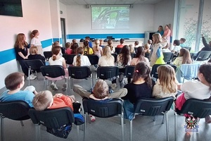 Budynek Komisariatu odwiedzili uczniowie Zespołu Szkolno-Przedszkolnego w Szczawnie-Zdroju