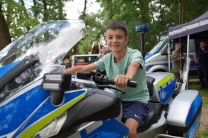 Ćwiczenia i festyn z udziałem policji, wojska i służb ratunkowych