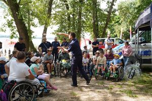 Ćwiczenia i festyn z udziałem policji, wojska i służb ratunkowych