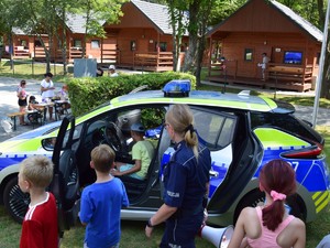 „KRECI MNIE BEZPIECZEŃSTWO NAD WODĄ” - FESTYN DLA DZIECI PEŁEN ZABAW I NAGRÓD