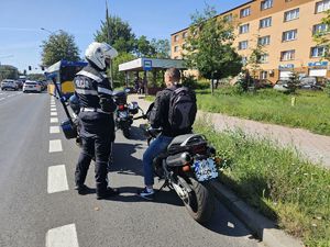 Podsumowanie policyjnej akcji „Motocyklista”. Funkcjonariusze skontrolowali ponad 300 jednośladów