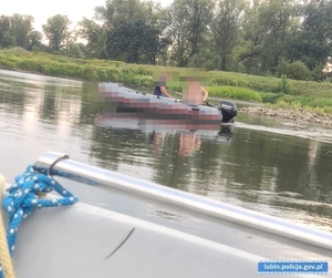 Policjanci zatrzymali nietrzeźwego sternika pływającego po Odrze