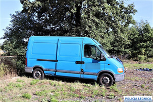 Niebieski bus - widok z boku