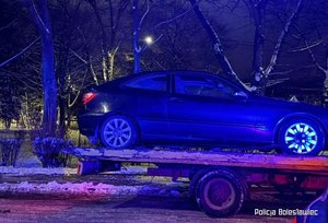 Zlekceważyła 5 sądowych zakazów prowadzenia pojazdów. Ponadto kierowała pod wpływem narkotyków