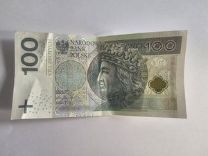 banknot sto złotych