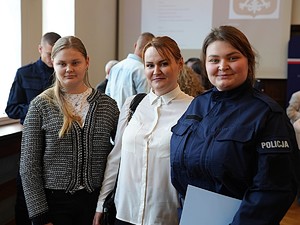Ślubowanie nowo przyjętych policjantów