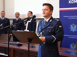 Ślubowanie nowo przyjętych policjantów