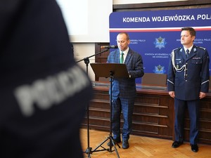 Ślubowanie nowo przyjętych policjantów