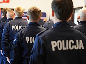 Ślubowanie nowo przyjętych policjantów