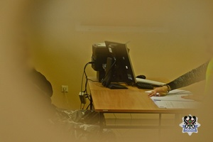 przesłuchanie mężczyzny