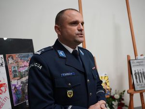 wręczenie nagród w konkursie plastycznym