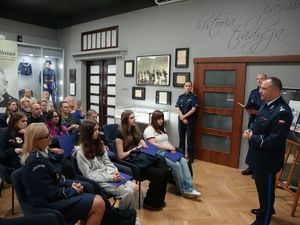 wręczenie nagród w konkursie plastycznym