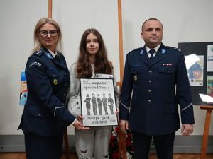 wręczenie nagród w konkursie plastycznym