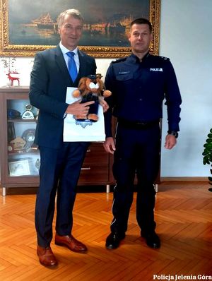 policjanci