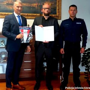 policjanci