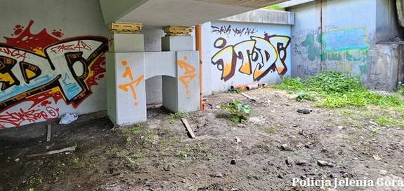graffiti na elewacji