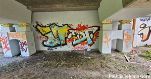 graffiti na elewacji