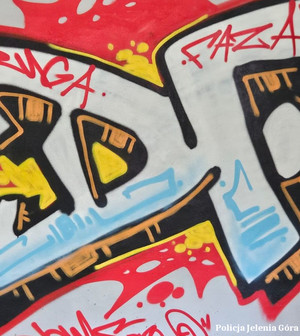 graffiti na elewacji