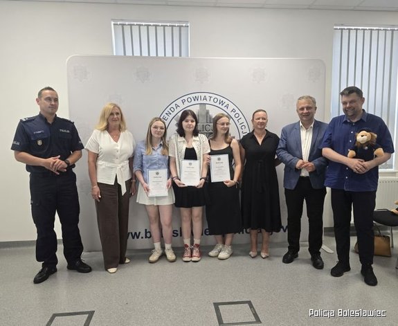 Nagrody dla laureatów policyjnych konkursów