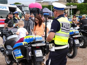 Zdjęcia z festynu z okazji 106. rocznicy Powstania Policji Państwowej
