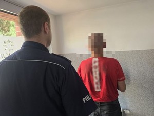 54-latek aresztowany za groźby wobec policjantów i serię przestępstw