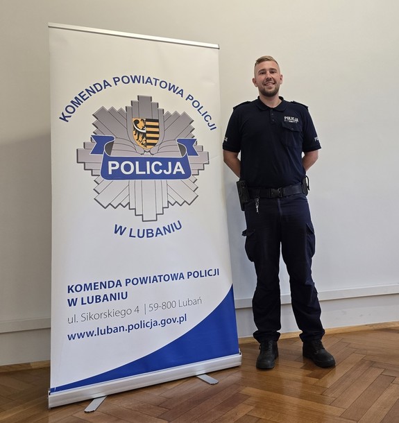 Policjant z Lubania na 10. miejscu w ogólnopolskim plebiscycie #SuperDzielnicowego 2025
