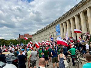 Bezpiecznie podczas sobotnich zgromadzań na Dolnym Śląsku