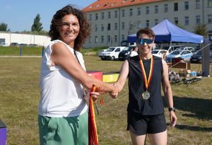 Festyn oraz bieg kobiet na 100 lecie kobiet w policji