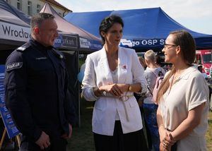 Festyn oraz bieg kobiet na 100 lecie kobiet w policji
