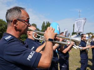 Festyn oraz bieg kobiet na 100 lecie kobiet w policji