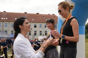 Festyn oraz bieg kobiet na 100 lecie kobiet w policji