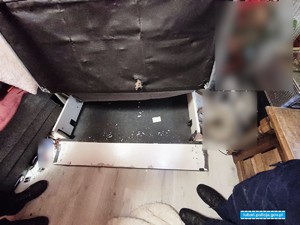 schowek w tapczanie
