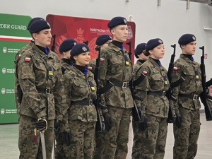 Za nami II Ogólnopolski Przegląd Musztry Klas Mundurowych, który miał miejsce w Lubaniu