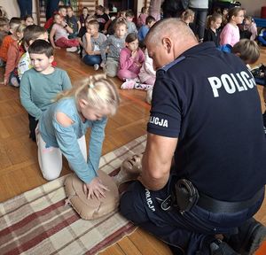 wspólne bicie rekordu w ramach Europejskiego Dnia Przywracania Czynności Serca