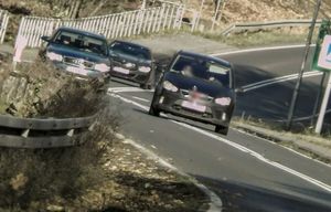 Pędził z nadmierną prędkości, a ponadto wyprzedził pojazd na przejściu dla pieszych.