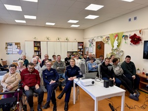 Policjantki z wizytą w Powiatowym Ośrodku Wsparcia Środowiskowego Dom Samopomocy