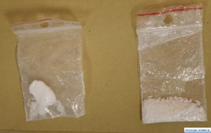 woreczki strunowe z amfetaminą