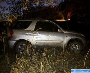 Szybkie i skuteczne działania lubińskich kryminalnych. Dwie godziny po kradzieży mundurowi odzyskali skradziony samochód, a co ważniejsze zatrzymali sprawcę czynu