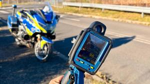 Podsumowanie policyjnych działań „Prędkość” na Dolnym Śląsku. Wniosek - kierowcy jeżdżą wciąż za szybko