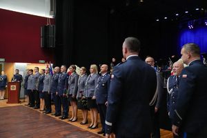 Dolnośląscy policjanci wyróżnieni medalami i odznaczeniami przy okazji obchodów związanych z 107. rocznicą odzyskania przez Polskę Niepodległości