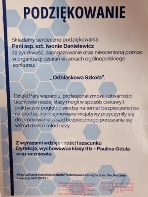 Wspólna lekcja w szkole o bezpieczeństwie i odblaskach
